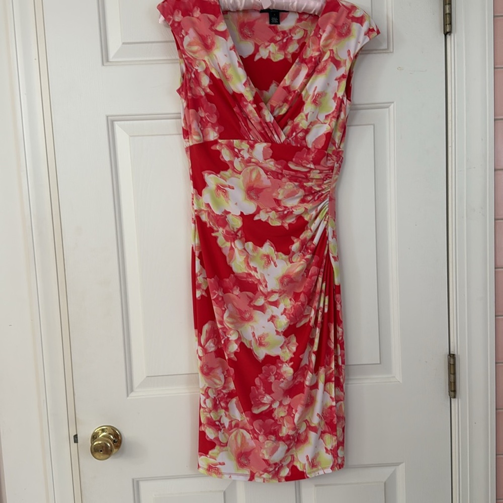 ♥️Lauren Ralph Lauren v neck dress melon, yellow, and white floral size 2 EUC - Picture 2 of 6
